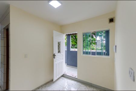 Sala de casa para alugar com 2 quartos, 50m² em Jardim Mutinga, São Paulo