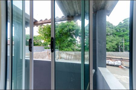 Sala - Janela de casa para alugar com 2 quartos, 50m² em Jardim Mutinga, São Paulo