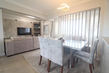 Apartamento à venda com 96m², 2 quartos e 2 vagasSala