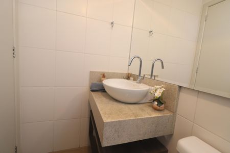 Apartamento à venda com 96m², 2 quartos e 2 vagasBanheiro