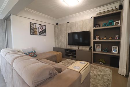 Apartamento à venda com 96m², 2 quartos e 2 vagasSala