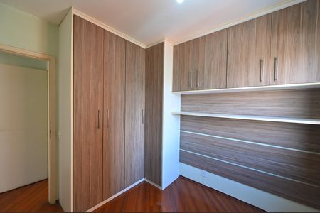 Apartamento para alugar com 76m², 3 quartos e 2 vagasQuarto 2