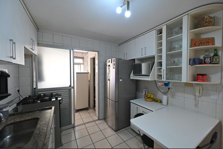 Apartamento para alugar com 76m², 3 quartos e 2 vagasCozinha