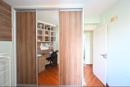 Apartamento para alugar com 76m², 3 quartos e 2 vagasQuarto 3