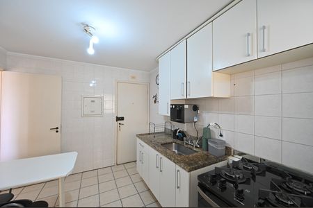 Apartamento para alugar com 76m², 3 quartos e 2 vagasCozinha