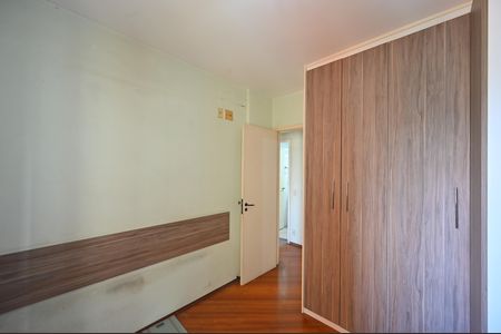 Apartamento para alugar com 76m², 3 quartos e 2 vagasQuarto 2