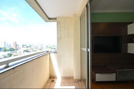 Varanda de apartamento para alugar com 3 quartos, 76m² em Chácara Inglesa, São Paulo