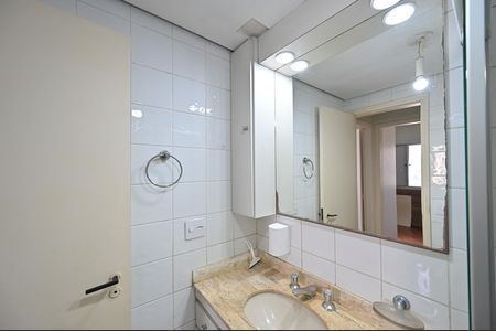 Apartamento para alugar com 76m², 3 quartos e 2 vagasBanheiro Social