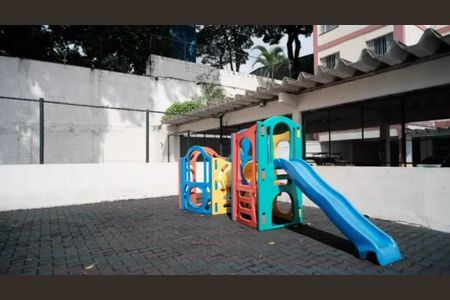 Foto 15 de apartamento à venda com 2 quartos, 40m² em Vila Domitila, São Paulo