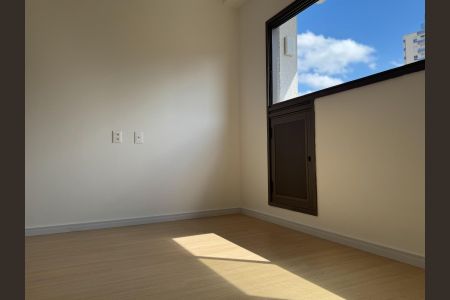 Quarto de kitnet/studio para alugar com 2 quartos, 23m² em Vila Mariana, São Paulo