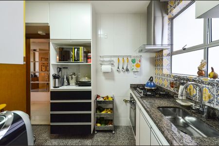 Apartamento à venda com 88m², 3 quartos e 2 vagasCozinha