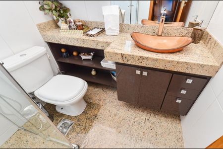 Apartamento à venda com 88m², 3 quartos e 2 vagasBanheiro Social