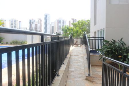 Apartamento à venda com 84m², 3 quartos e 2 vagasÁrea comum - Piscina