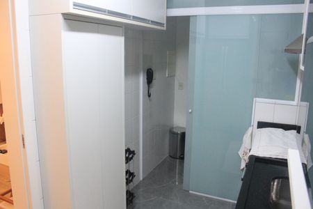 Apartamento à venda com 84m², 3 quartos e 2 vagasCozinha