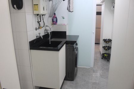 Apartamento à venda com 84m², 3 quartos e 2 vagasÁrea de Serviço