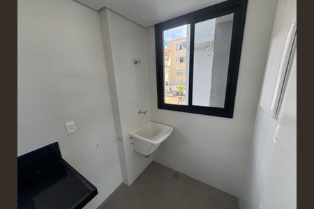 Apartamento à venda com 2 quartos, 66m² em Barroca, Belo Horizonte