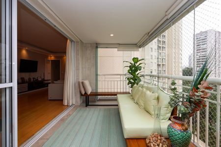 Apartamento à venda com 142m², 3 quartos e 2 vagasVaranda da Sala