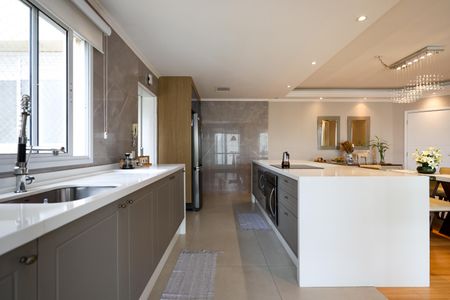 Apartamento à venda com 142m², 3 quartos e 2 vagasCozinha