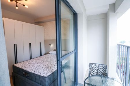 Varanda de kitnet/studio para alugar com 1 quarto, 24m² em Vila Cordeiro, São Paulo