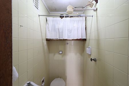 Apartamento à venda com 94m², 3 quartos e 1 vagaBanheiro Auxiliar