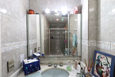 Apartamento à venda com 94m², 3 quartos e 1 vagaBanheiro 