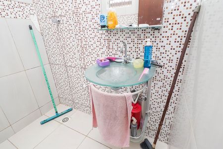 Casa à venda com 180m², 3 quartos e 3 vagasBanheiro Social