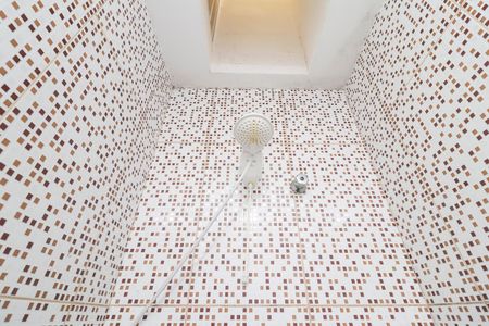 Casa à venda com 180m², 3 quartos e 3 vagasBanheiro da Suíte