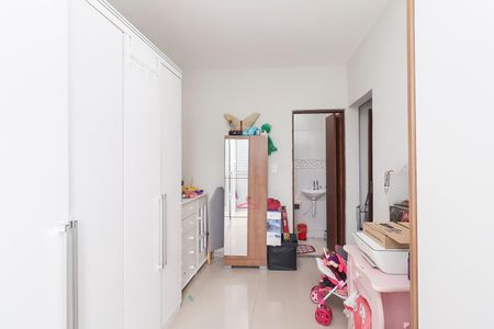 Casa à venda com 180m², 3 quartos e 3 vagasQuarto 1 - Suíte