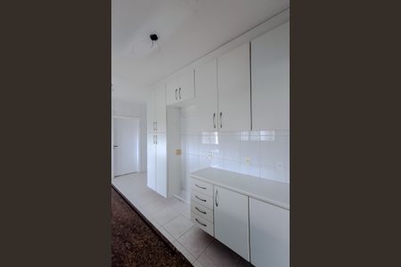 Apartamento à venda com 177m², 4 quartos e 3 vagasCozinha