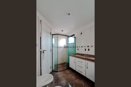 Apartamento à venda com 177m², 4 quartos e 3 vagasBanheiro da Suíte