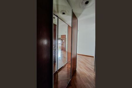 Apartamento à venda com 177m², 4 quartos e 3 vagasQuarto 4 - Suíte