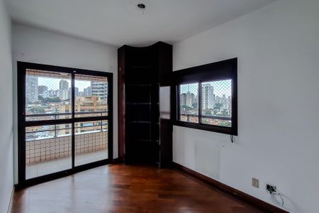 Apartamento à venda com 177m², 4 quartos e 3 vagasQuarto 1
