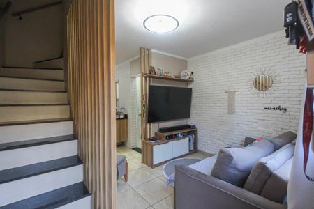 Casa de condomínio à venda com 53m², 2 quartos e 1 vagaSala