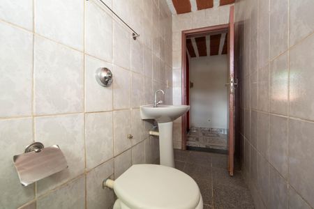 Casa para alugar com 68m², 3 quartos e 1 vagaBANHEIRO2