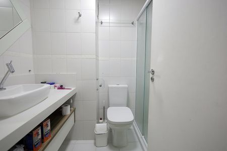 Apartamento para alugar com 60m², 3 quartos e sem vagaBanheiro