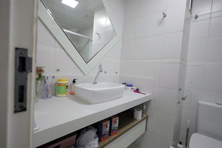 Apartamento para alugar com 60m², 3 quartos e sem vagaBanheiro