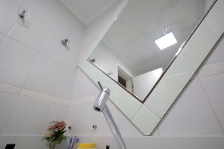 Apartamento para alugar com 60m², 3 quartos e sem vagaBanheiro