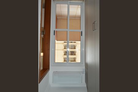 Sacada de kitnet/studio para alugar com 1 quarto, 33m² em Nova Ribeirânia, Ribeirão Preto