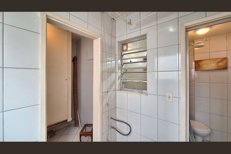 Apartamento à venda com 88m², 2 quartos e sem vagaÁrea e banheiro de Serviço