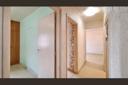 Apartamento à venda com 88m², 2 quartos e sem vagaCorredor