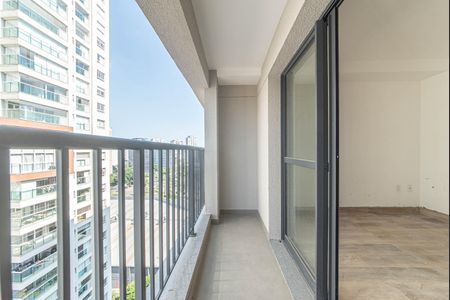 Varanda de kitnet/studio à venda com 1 quarto, 24m² em Vila Cordeiro, São Paulo