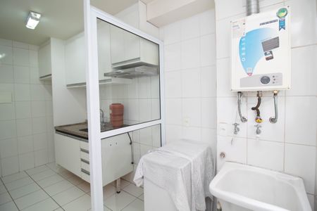 Apartamento à venda com 63m², 2 quartos e 1 vagaÁrea de Serviço