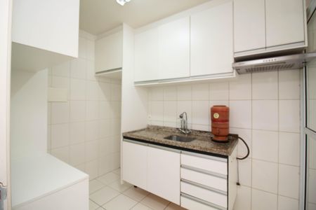 Apartamento à venda com 63m², 2 quartos e 1 vagaCozinha - Armários