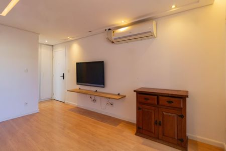 Sala de apartamento para alugar com 3 quartos, 74m² em Água Branca, São Paulo