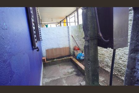 Casa para alugar com 60m², 2 quartos e sem vaga Casa para alugar com 60m², 2 quartos e sem vagaPátio frente