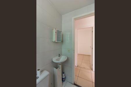 Banheiro de apartamento para alugar com 2 quartos, 50m² em Cidade Parque Brasilia, Guarulhos