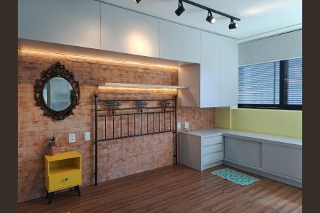 Quarto de kitnet/studio para alugar com 1 quarto, 49m² em Auxiliadora, Porto Alegre