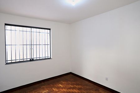 Casa para alugar com 228m², 4 quartos e 2 vagasQuarto