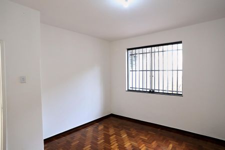 Casa para alugar com 228m², 4 quartos e 2 vagasQuarto