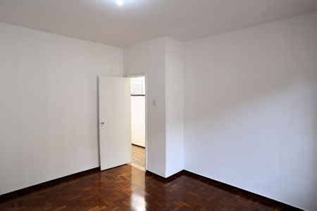 Casa para alugar com 228m², 4 quartos e 2 vagasQuarto